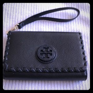 Tory Burch Wristlet wallet